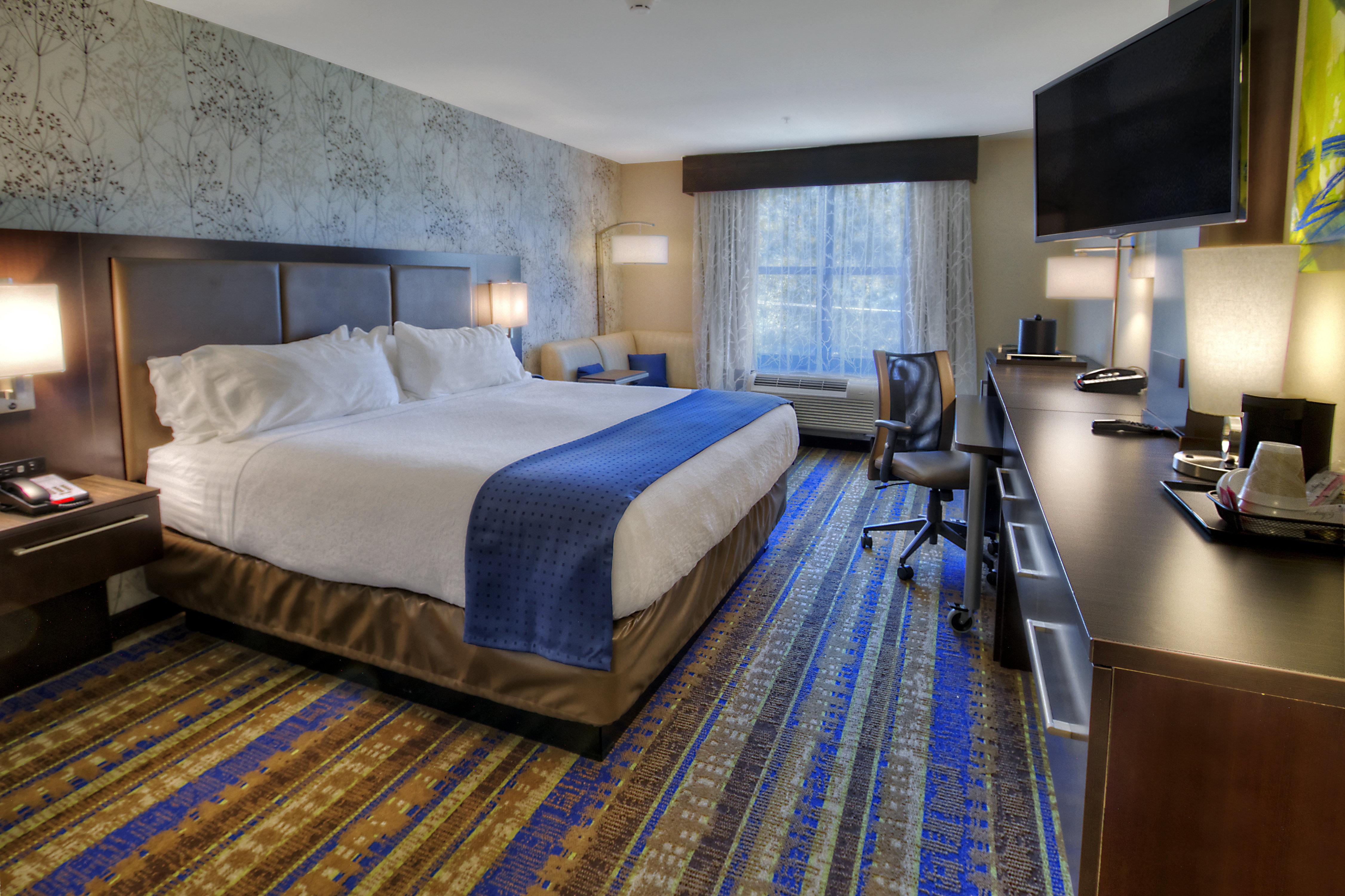 Holiday Inn & Suites Tupelo North By Ihg Exterior foto